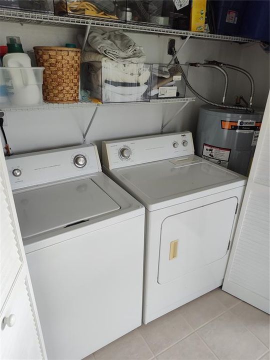 En Venta: $179,900 (2 camas, 2 baños, 1094 Pies cuadrados)