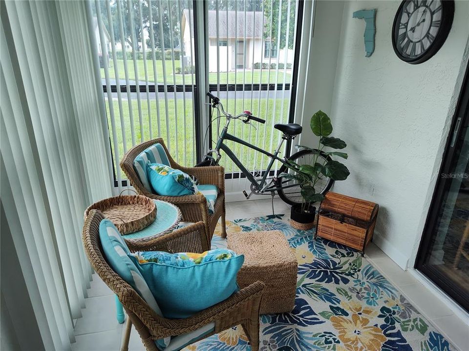En Venta: $179,900 (2 camas, 2 baños, 1094 Pies cuadrados)