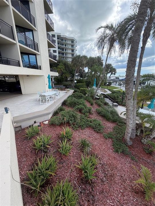 For Sale: $479,900 (2 beds, 2 baths, 1150 Square Feet)