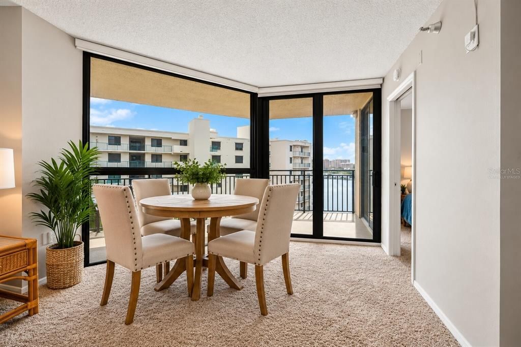 For Sale: $479,900 (2 beds, 2 baths, 1150 Square Feet)