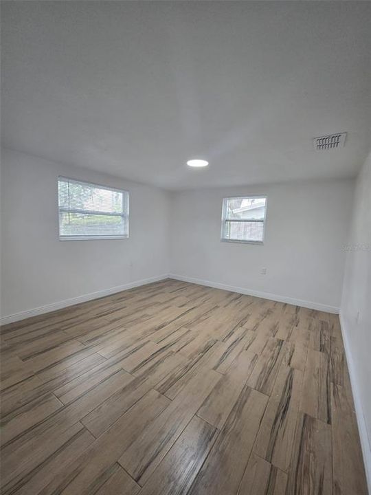 For Rent: $1,795 (3 beds, 2 baths, 1377 Square Feet)