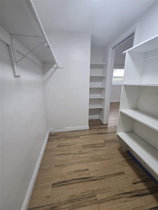 For Rent: $1,795 (3 beds, 2 baths, 1377 Square Feet)
