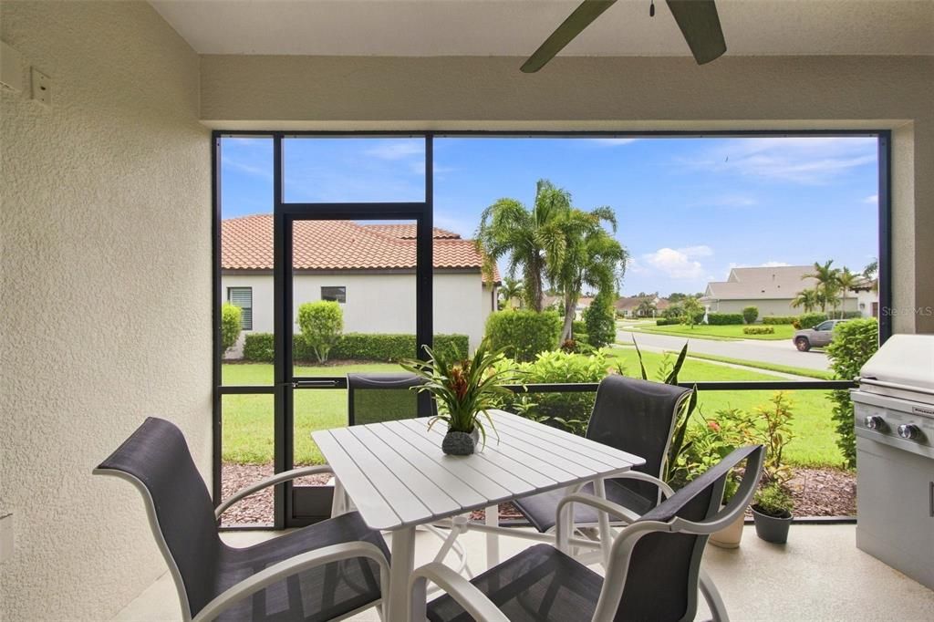 For Sale: $450,000 (3 beds, 2 baths, 1528 Square Feet)