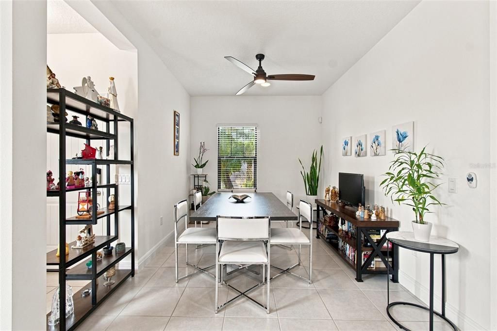 For Sale: $450,000 (3 beds, 2 baths, 1528 Square Feet)