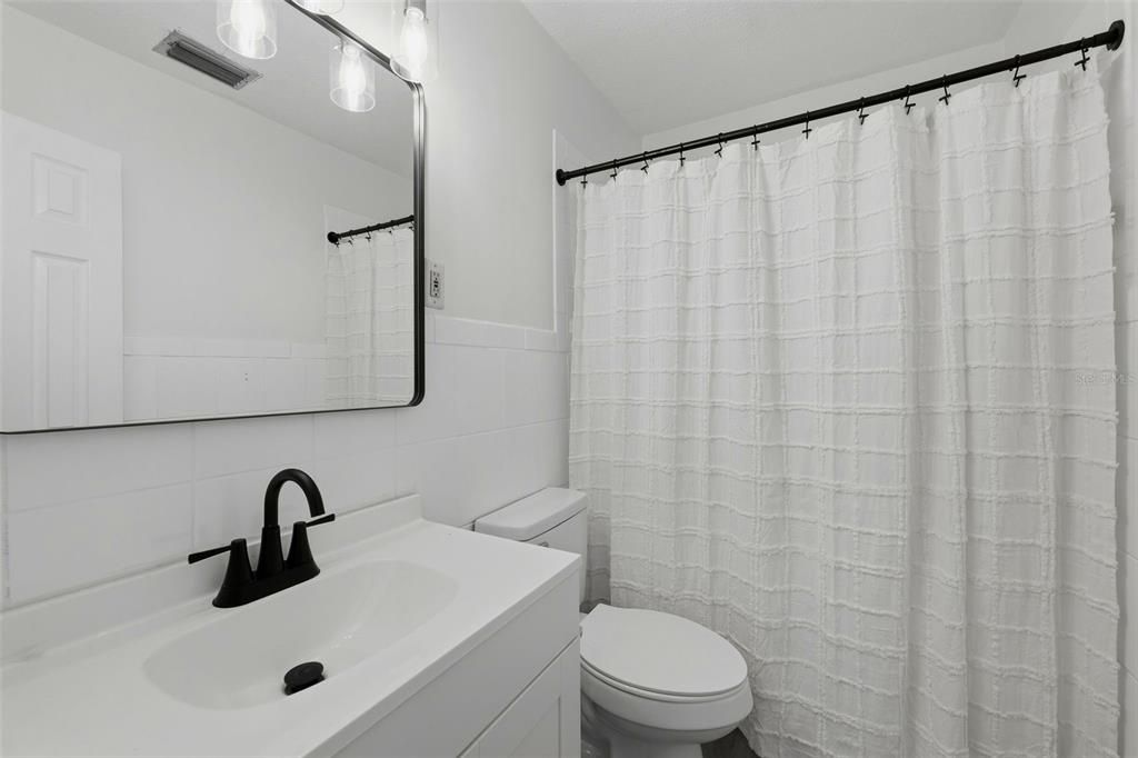 For Sale: $625,000 (7 beds, 3 baths, 1784 Square Feet)