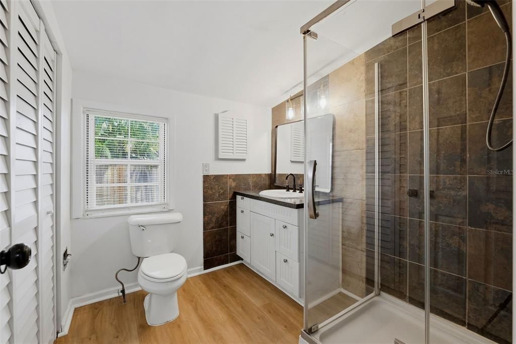 For Sale: $625,000 (7 beds, 3 baths, 1784 Square Feet)