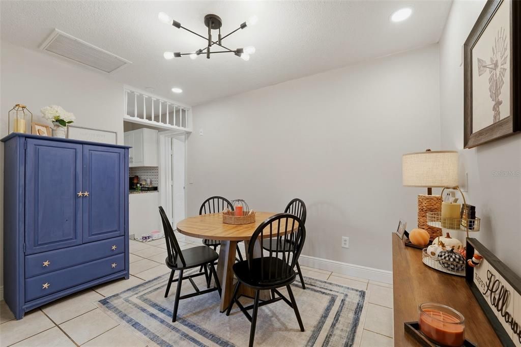 For Sale: $625,000 (7 beds, 3 baths, 1784 Square Feet)