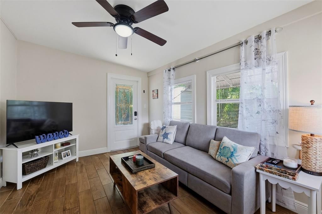 For Sale: $625,000 (7 beds, 3 baths, 1784 Square Feet)
