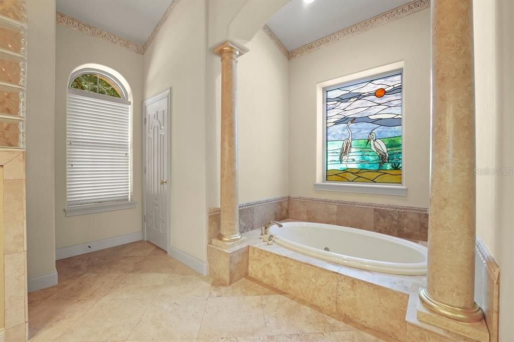 For Sale: $1,050,000 (3 beds, 4 baths, 3169 Square Feet)