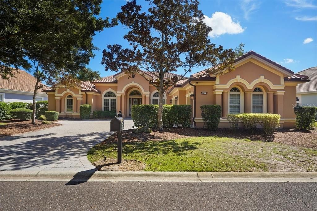 For Sale: $1,050,000 (3 beds, 4 baths, 3169 Square Feet)