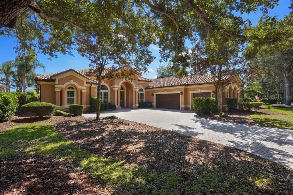 For Sale: $1,050,000 (3 beds, 4 baths, 3169 Square Feet)