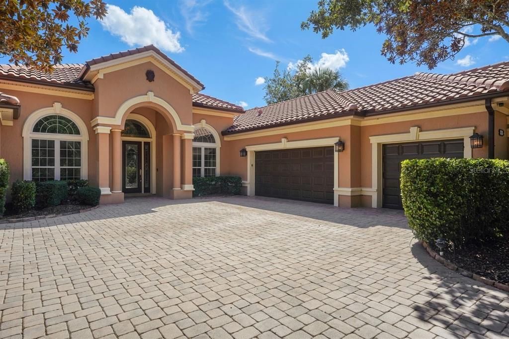 For Sale: $1,050,000 (3 beds, 4 baths, 3169 Square Feet)
