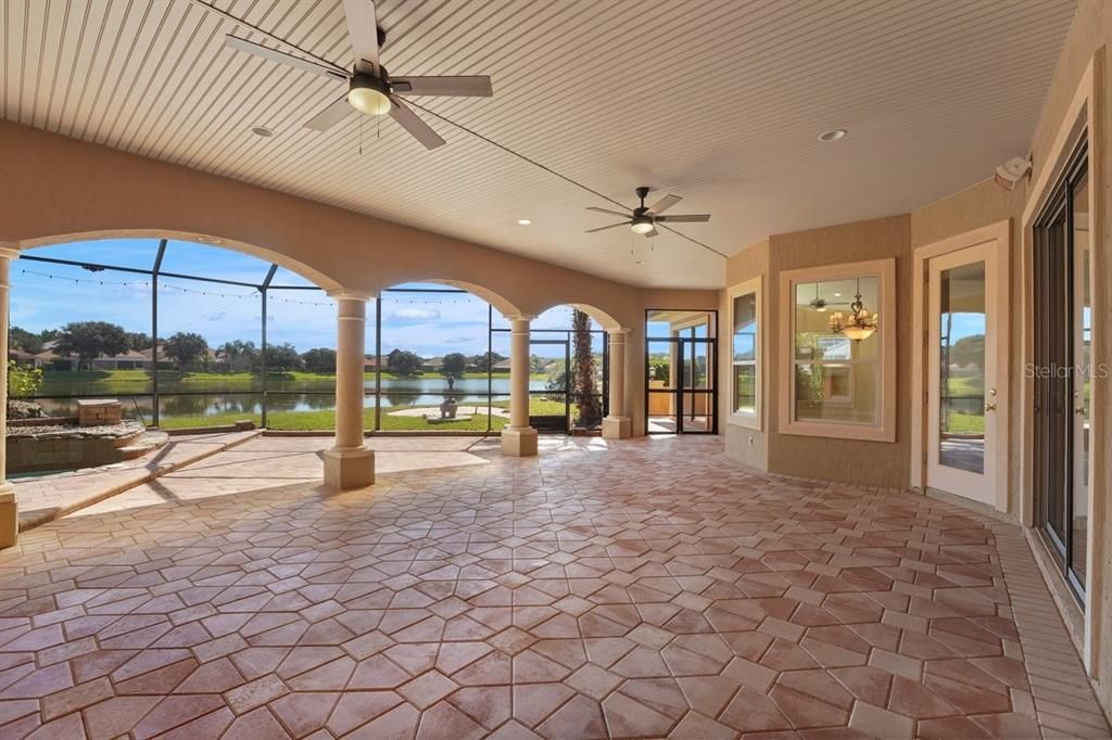 For Sale: $1,050,000 (3 beds, 4 baths, 3169 Square Feet)