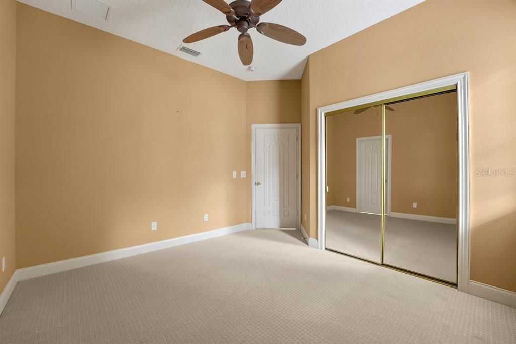 For Sale: $1,050,000 (3 beds, 4 baths, 3169 Square Feet)