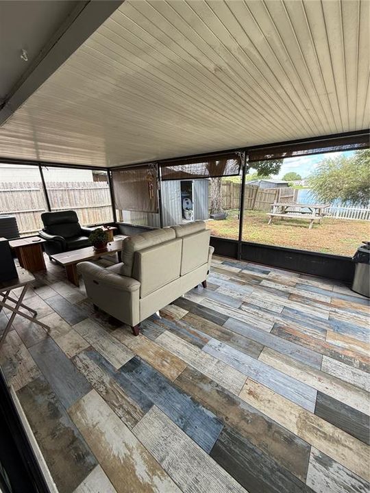 For Sale: $435,000 (3 beds, 2 baths, 1186 Square Feet)