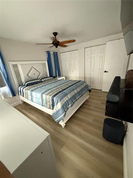 For Sale: $435,000 (3 beds, 2 baths, 1186 Square Feet)