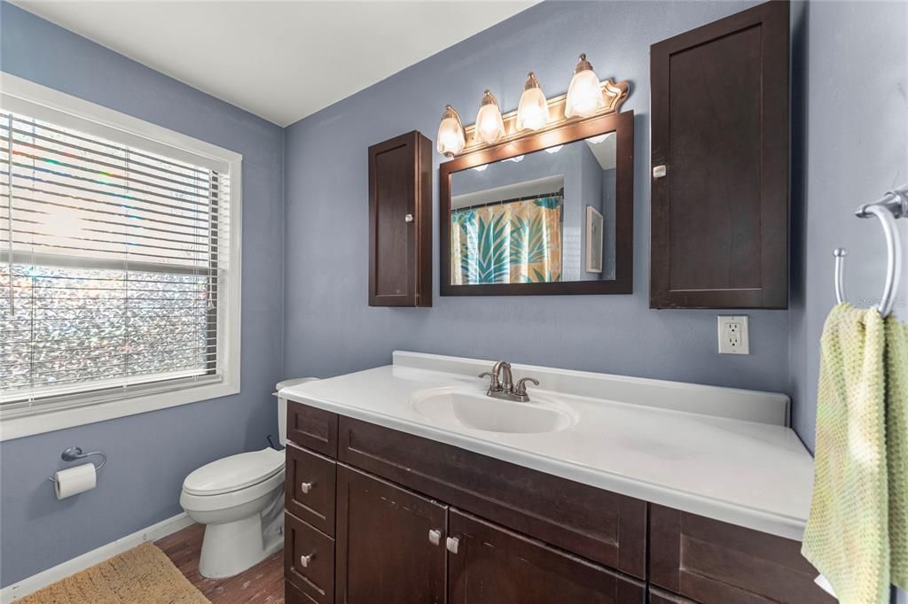 For Sale: $1,250,000 (6 beds, 4 baths, 3721 Square Feet)