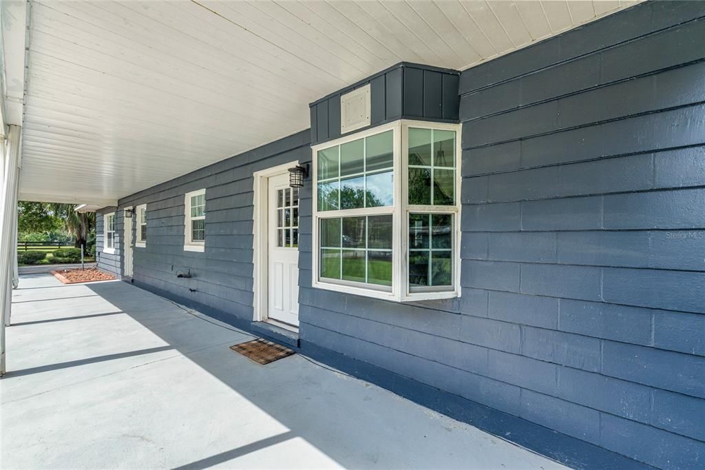 For Sale: $1,250,000 (6 beds, 4 baths, 3721 Square Feet)