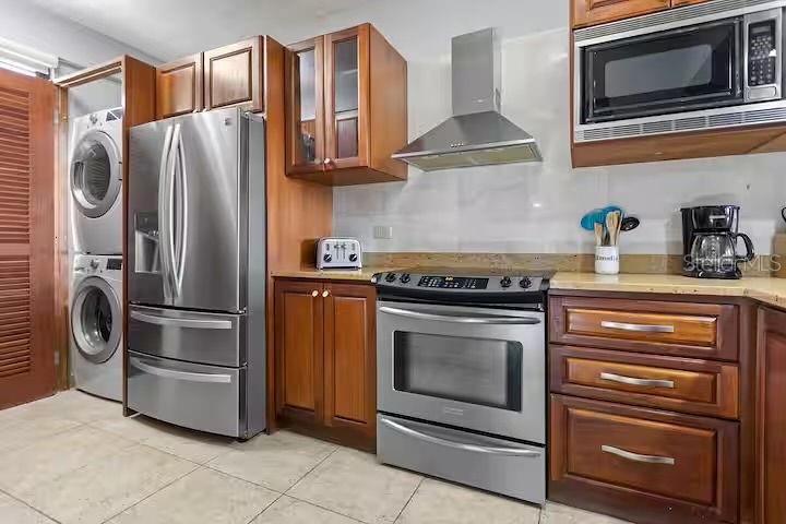 На продажу: $655,000 (3 спален, 3 ванн, 0 Квадратных фут)