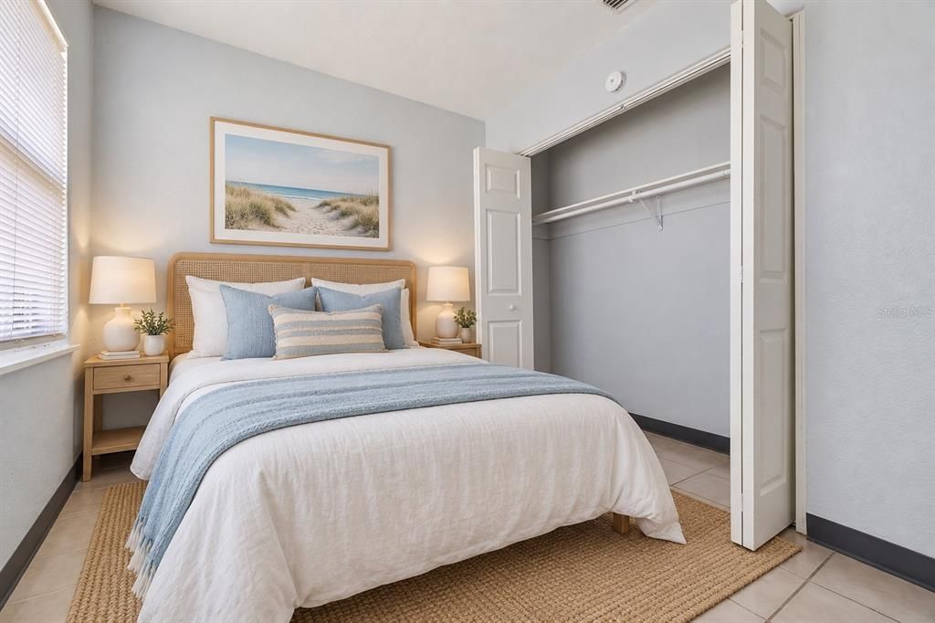 For Rent: $1,775 (2 beds, 1 baths, 800 Square Feet)