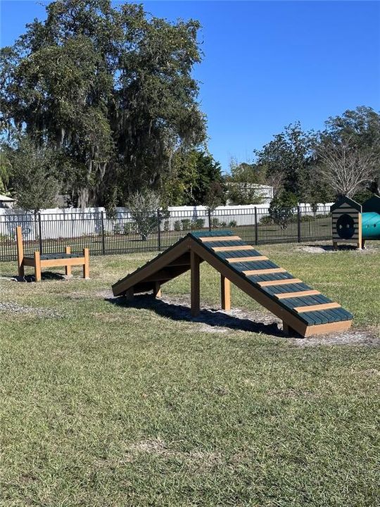For Rent: $3,200 (4 beds, 3 baths, 2059 Square Feet)