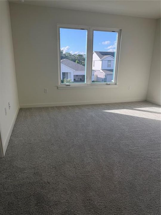 For Rent: $3,200 (4 beds, 3 baths, 2059 Square Feet)