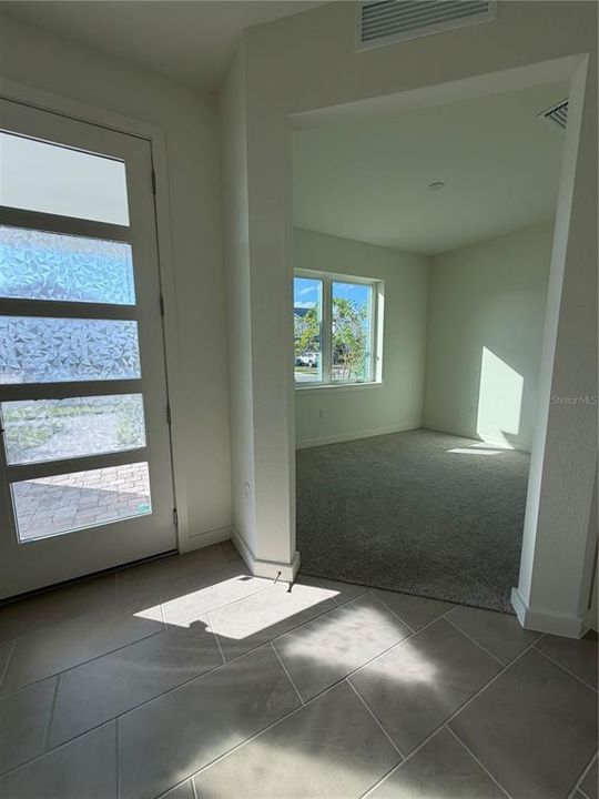 For Rent: $3,200 (4 beds, 3 baths, 2059 Square Feet)