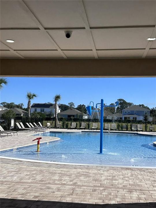 For Rent: $3,200 (4 beds, 3 baths, 2059 Square Feet)