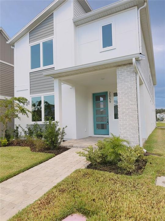 For Rent: $3,200 (4 beds, 3 baths, 2059 Square Feet)