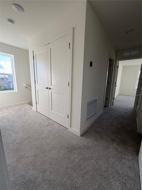For Rent: $3,200 (4 beds, 3 baths, 2059 Square Feet)