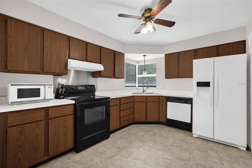 En Venta: $289,000 (3 camas, 2 baños, 1372 Pies cuadrados)