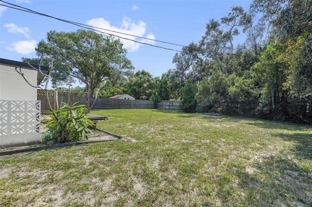 En Venta: $289,000 (3 camas, 2 baños, 1372 Pies cuadrados)
