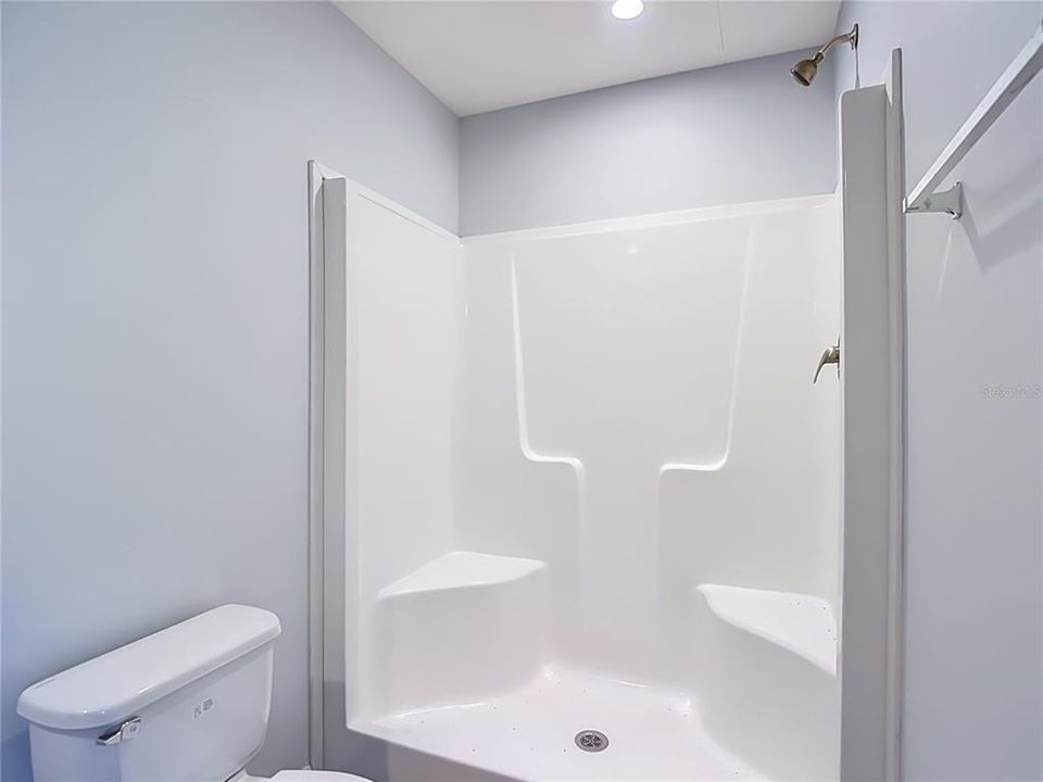 For Sale: $169,000 (3 beds, 2 baths, 1404 Square Feet)
