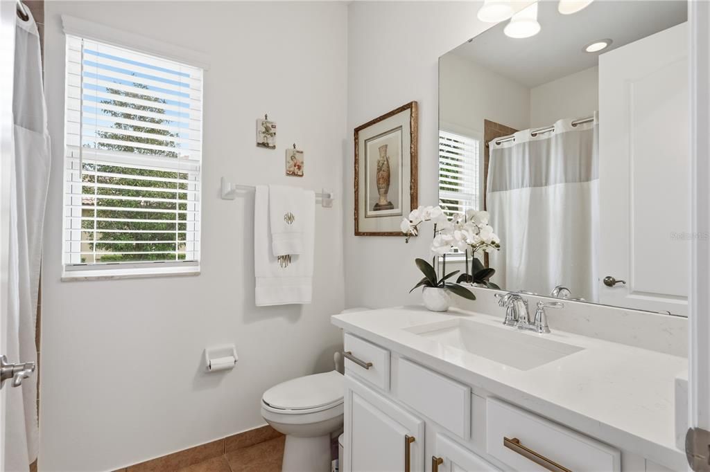 For Sale: $420,000 (3 beds, 2 baths, 1408 Square Feet)