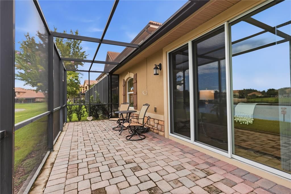 For Sale: $420,000 (3 beds, 2 baths, 1408 Square Feet)
