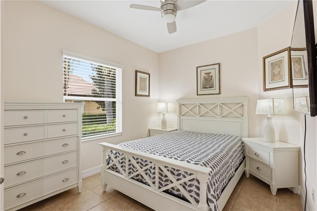 For Sale: $420,000 (3 beds, 2 baths, 1408 Square Feet)