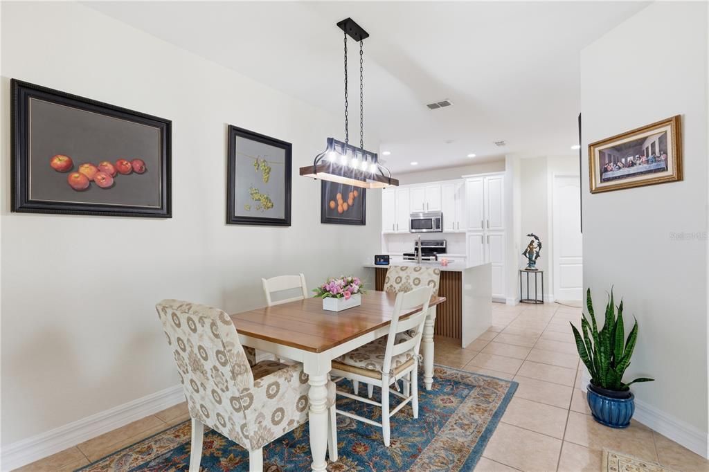For Sale: $420,000 (3 beds, 2 baths, 1408 Square Feet)