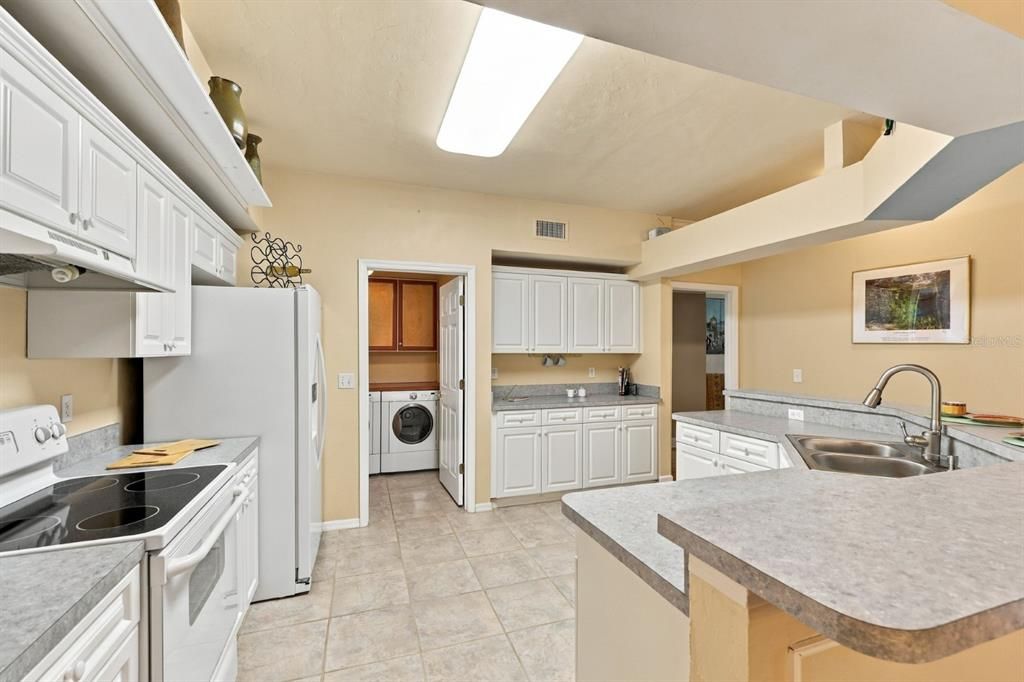 For Sale: $334,000 (3 beds, 2 baths, 1775 Square Feet)