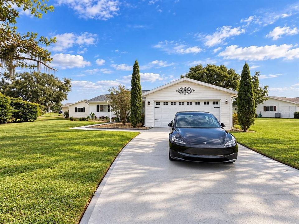 На продажу: $245,000 (2 спален, 2 ванн, 1296 Квадратных фут)