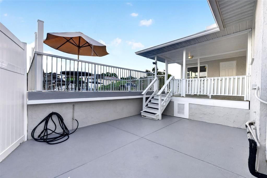 For Sale: $699,000 (3 beds, 2 baths, 2395 Square Feet)