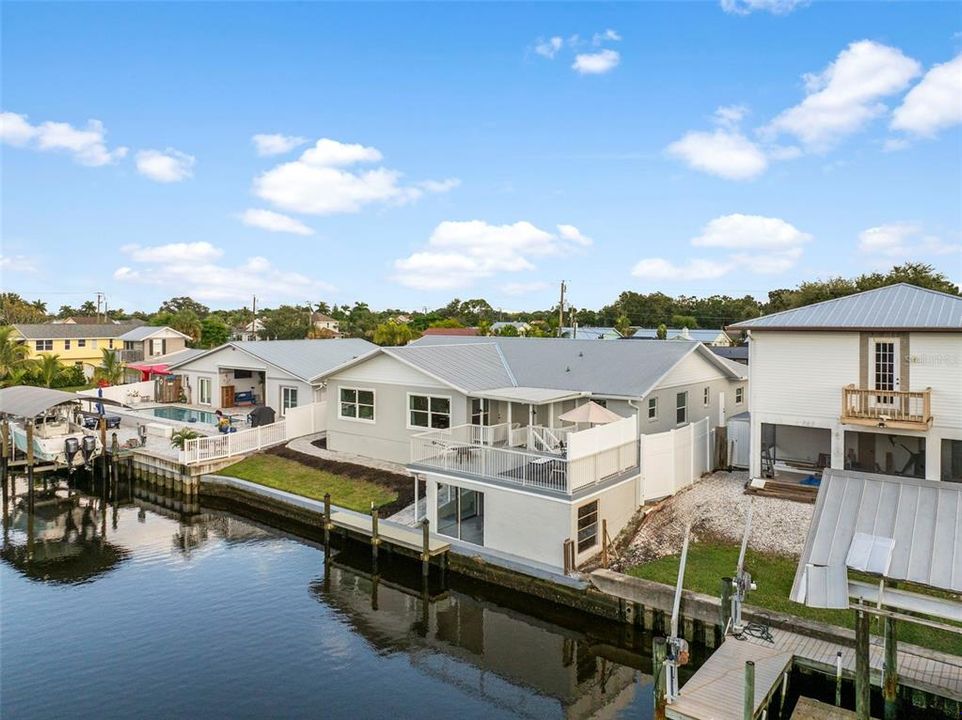 For Sale: $699,000 (3 beds, 2 baths, 2395 Square Feet)