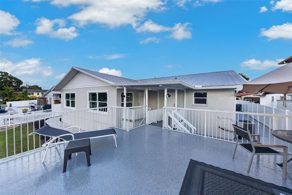 For Sale: $699,000 (3 beds, 2 baths, 2395 Square Feet)