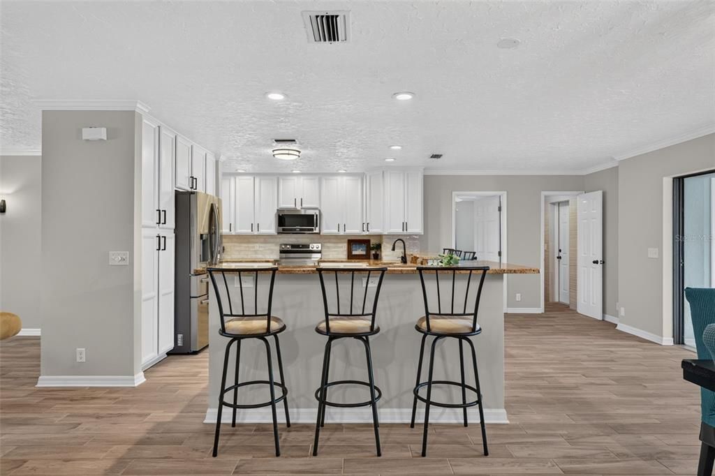 For Sale: $699,000 (3 beds, 2 baths, 2395 Square Feet)