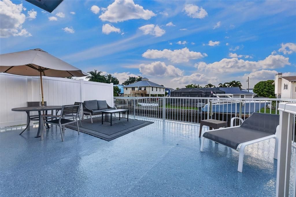 For Sale: $699,000 (3 beds, 2 baths, 2395 Square Feet)