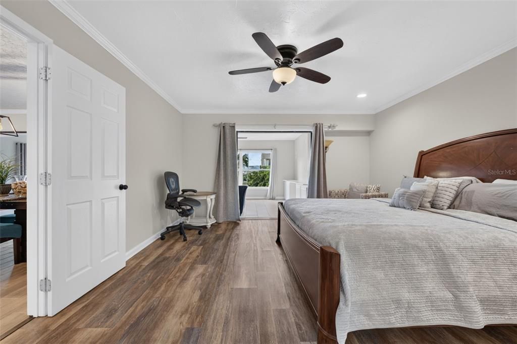 For Sale: $699,000 (3 beds, 2 baths, 2395 Square Feet)