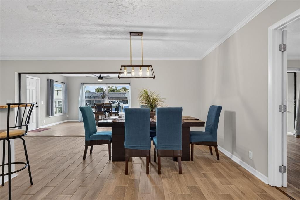 For Sale: $699,000 (3 beds, 2 baths, 2395 Square Feet)
