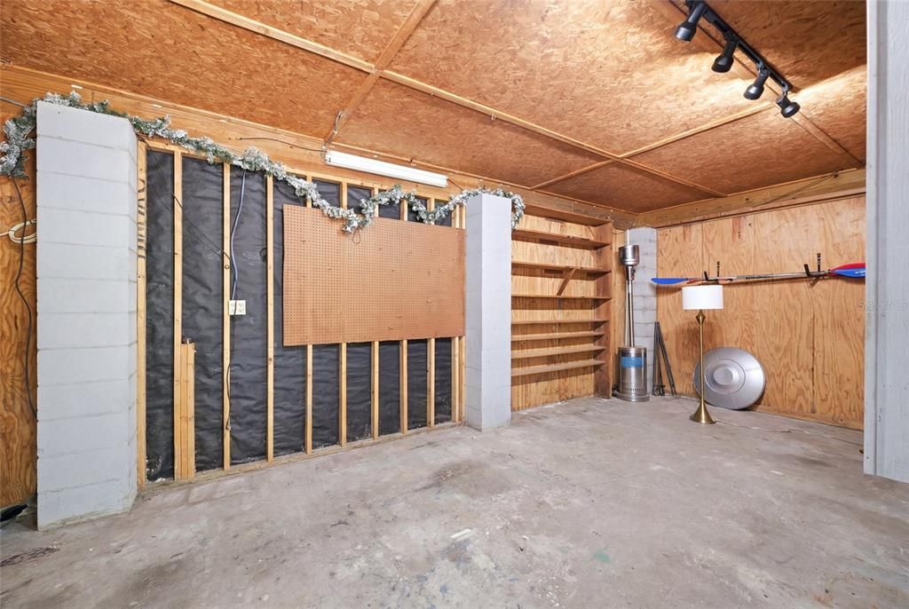 For Sale: $485,000 (2 beds, 2 baths, 1248 Square Feet)