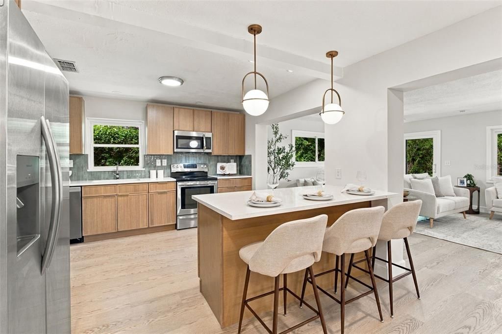 На продажу: $549,999 (3 спален, 2 ванн, 1684 Квадратных фут)