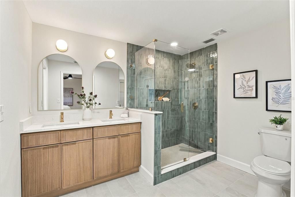 На продажу: $549,999 (3 спален, 2 ванн, 1684 Квадратных фут)