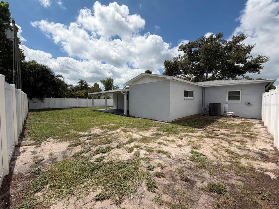 For Rent: $2,700 (4 beds, 2 baths, 1680 Square Feet)